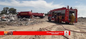 Continua el incendio en el Basural