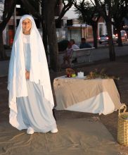 Representacion del pesebre viviente en Santiago Apóstol.