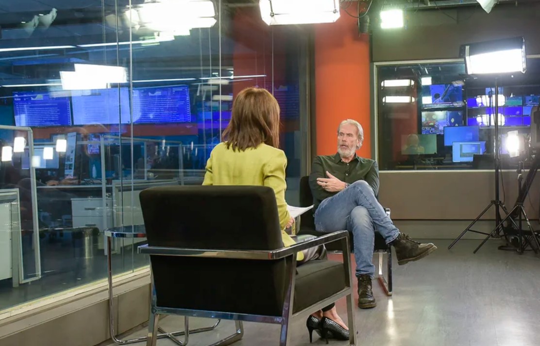 Gonzalo Bonadeo con María Laura Santillán: “Messi es meritocracia en estado puro”
