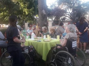 Festejos de fin de año en el Hogar de ancianos ???‍??