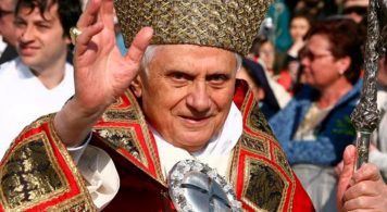Murió Benedicto XVI, el papa teólogo que revolucionó la tradición vaticana con su renuncia