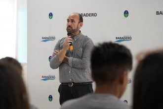 Programa “Conectando con Vos”: se entregaron tablets a estudiantes de Baradero