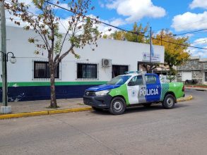 Encontró a su bebé ahogada, en la comisaría le salvan la vida.