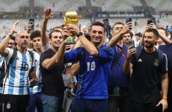 Lionel Scaloni fue elegido como el mejor entrenador del mundo en 2022 tras ganar el Mundial con Argentina