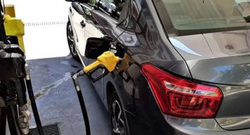 Sube la nafta: cuánto costará llenar el tanque del auto en febrero