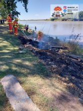 Incendio de hojas en el camping El Encuentro