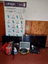 Encontraron elementos robados entre ellos dos Tv, un monitor, bolsos