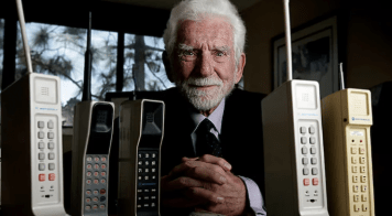 Se cumplen 50 años de la primera llamada desde un teléfono celular, el proyecto mundial de Motorola