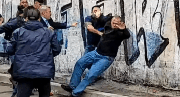 Sergio Berni fue agredido con golpes y piedrazos por compañeros del colectivero asesinado