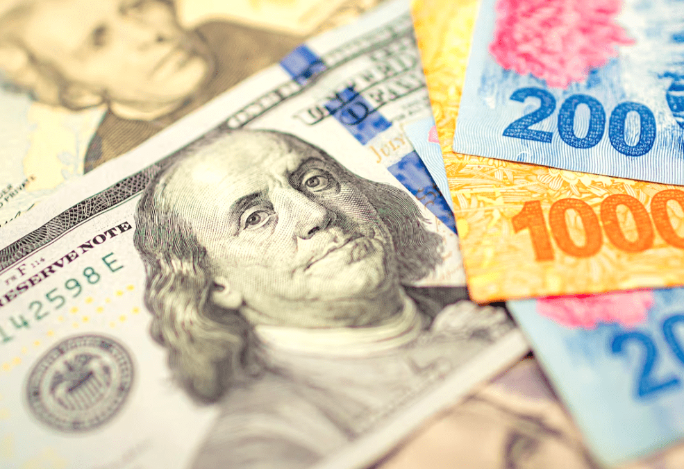 Cuánto costaría un dólar si se dolarizara la economía
