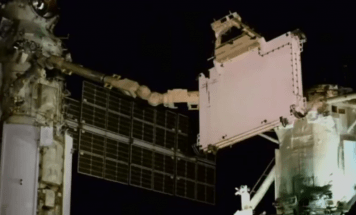 La NASA «invadida» por argentinos: se filtró una señal de radio taxi en medio de una caminata espacial y es furor