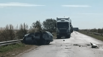 Un trágico choque en ruta 33 le costó la vida a una mujer