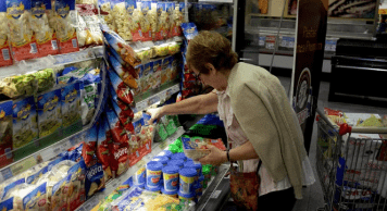 Batalla contra el dólar: el oficialismo busca recuperar oxígeno, pero alimenta incertidumbre política