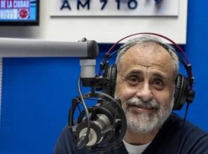 Jorge Rial, en viaje hacia Argentina en un avión sanitario