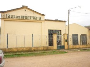 Daños en la Escuela número 11 de Alsina