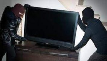 Robaron un TV de 55″ en un quincho