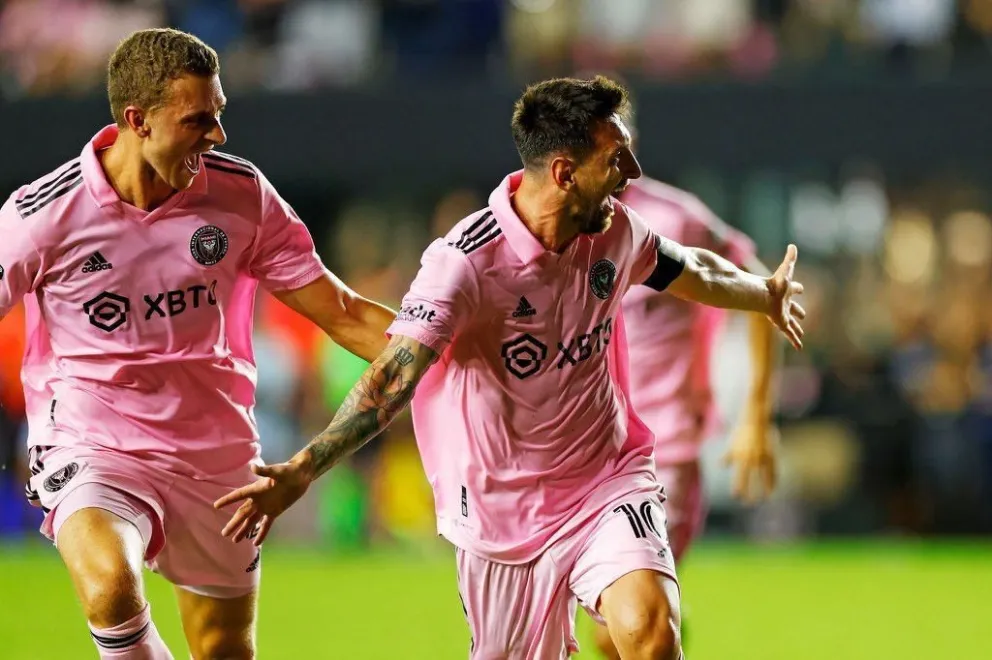 Messi debutó en Inter Miami con un golazo de tiro libre