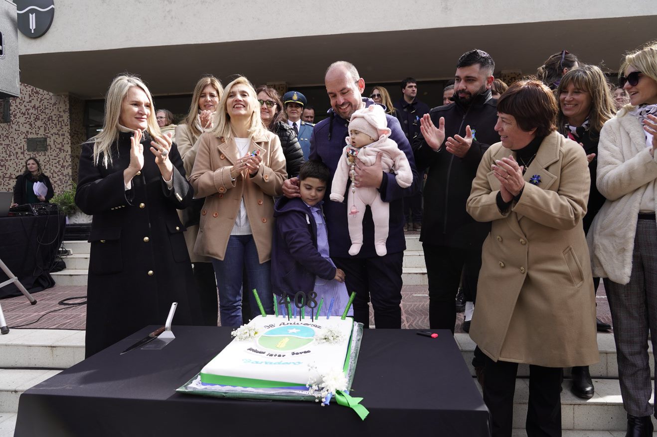 Baradero 408° aniversario: se llevó adelante el acto protocolar en el epicentro de la ciudad