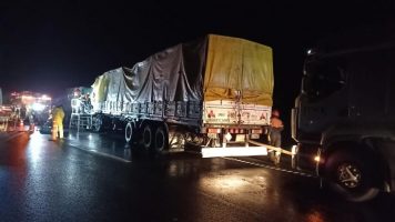 Accidentre entre dos camiones en Ruta 9