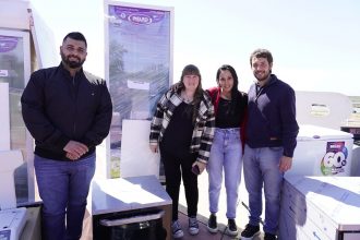 Fortaleciendo la producción local: el intendente hizo una nueva entrega de maquinarias a través del Programa “Banco de Herramientas”