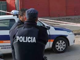Un aprehendido por amenazar a su madre y agredir a su hija