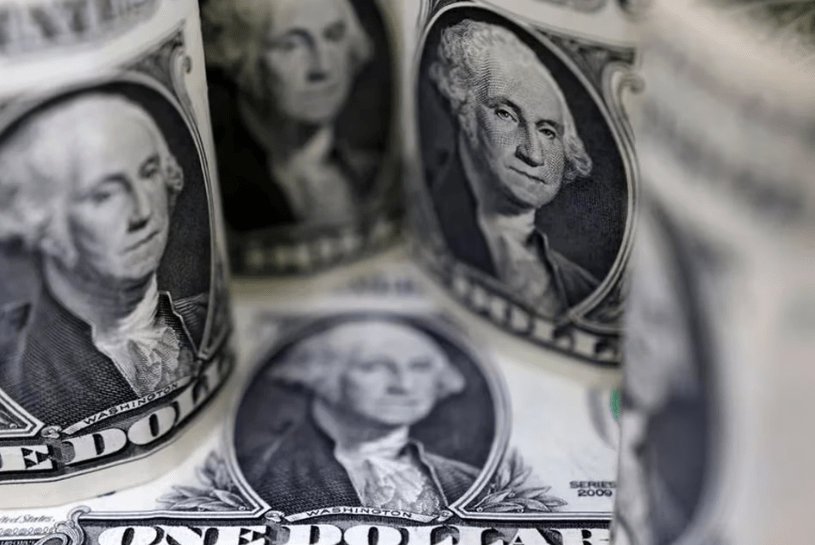 A cuánto llegarán a fin de año el dólar y la inflación en la Argentina, según analistas locales e internacionales