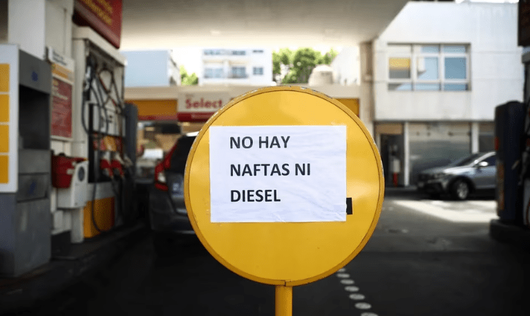 El Gobierno espera un “shock” de combustibles para que la crisis empiece a desactivarse en el corto plazo
