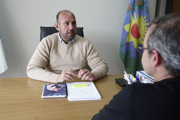 El intendente presentó a José Serpi como nuevo coordinador de proyectos del municipio