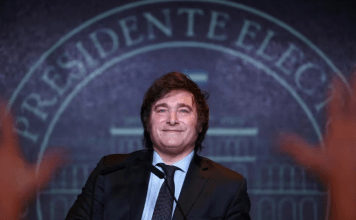El equipo económico de Javier Milei espera una unificación cambiaria a $650