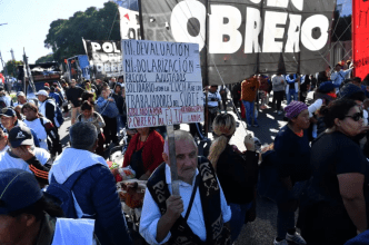 Piqueteros se movilizarán por primera vez a Plaza de Mayo tras el triunfo de Javier Milei