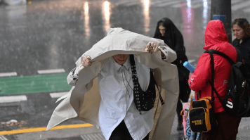 Alerta amarilla por lluvias para Buenos Aires y alrededores: a qué hora comenzarían los primeros chaparrones