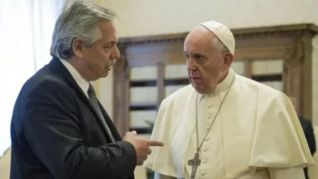 Alberto Fernández suspendió su visita al Vaticano y se irá a vivir a España
