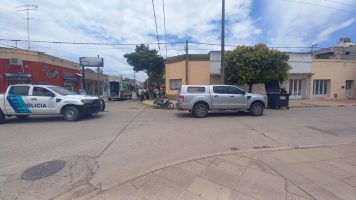 Choque entre una camioneta y una moto