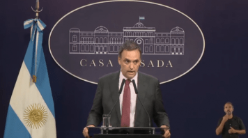 El Gobierno anunció que descontará el día a los empleados estatales nacionales que adhieran al paro general