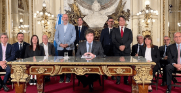 La Justicia rechazó dos amparos para declarar inconstitucional todo el DNU de Javier Milei