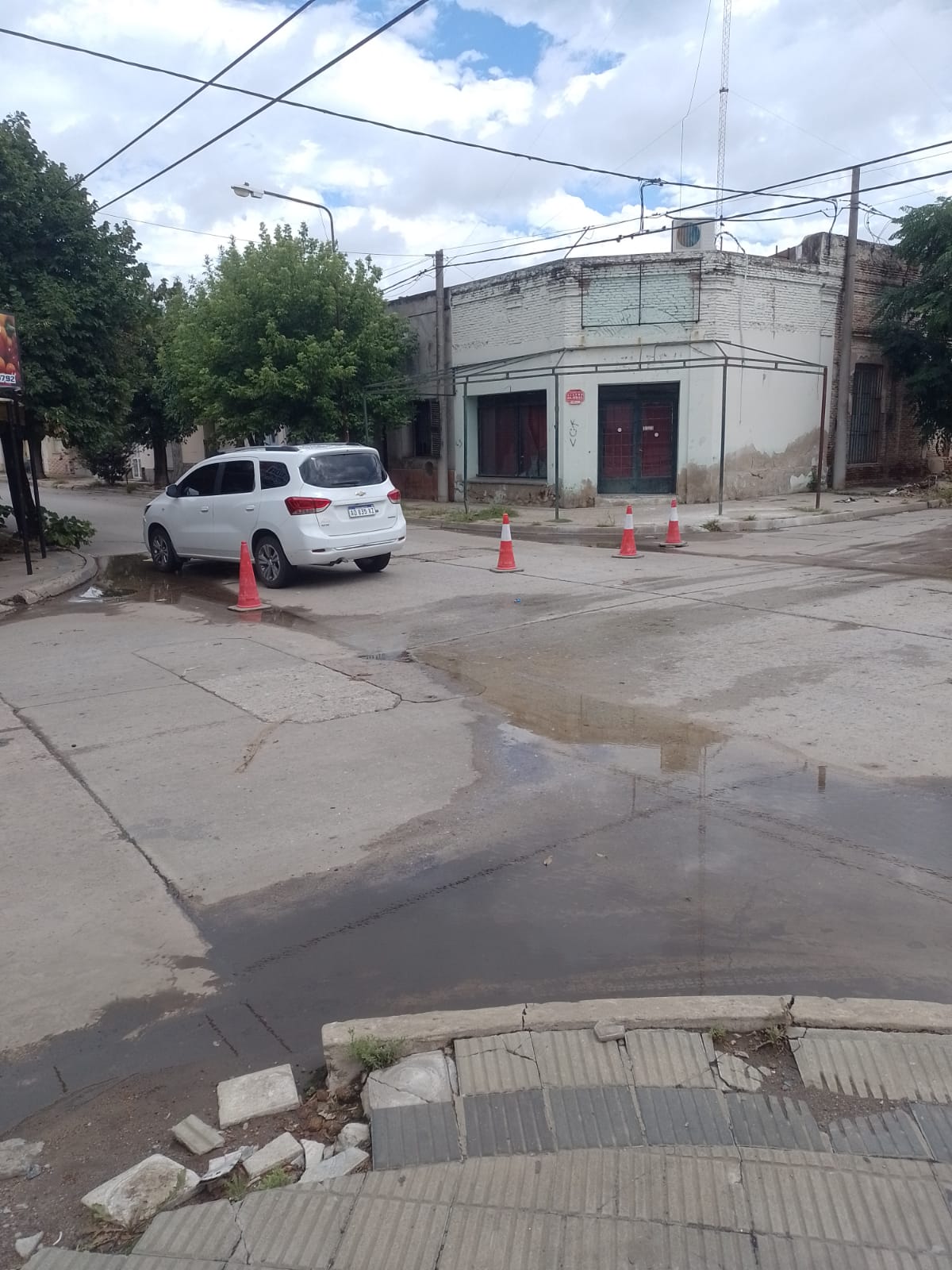 Choque entre un auto y una bicicleta