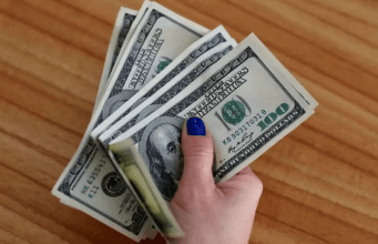 Con inflación y “apretón” monetario: ¿cuánto debería costar el dólar libre?