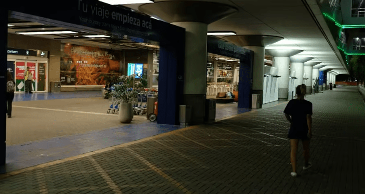 Rige el paro de los gremios aeronáuticos en todos los aeropuertos del país: miles de pasajeros afectados