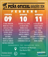 Peña Oficial en las Escalinatas del Municipio
