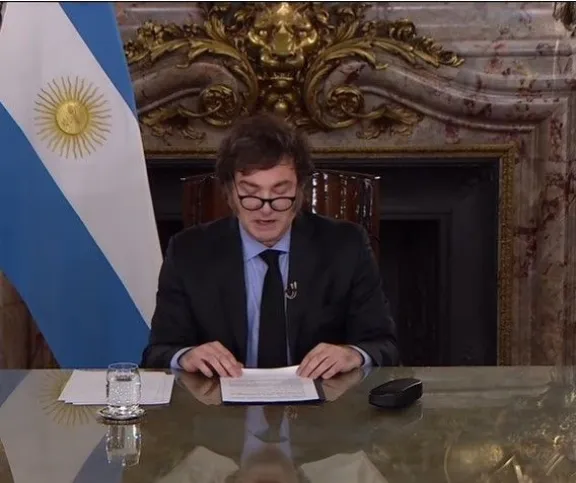 Milei anunció un superávit fiscal de 0,2% y aseguró que falta «un último tramo de esfuerzo»