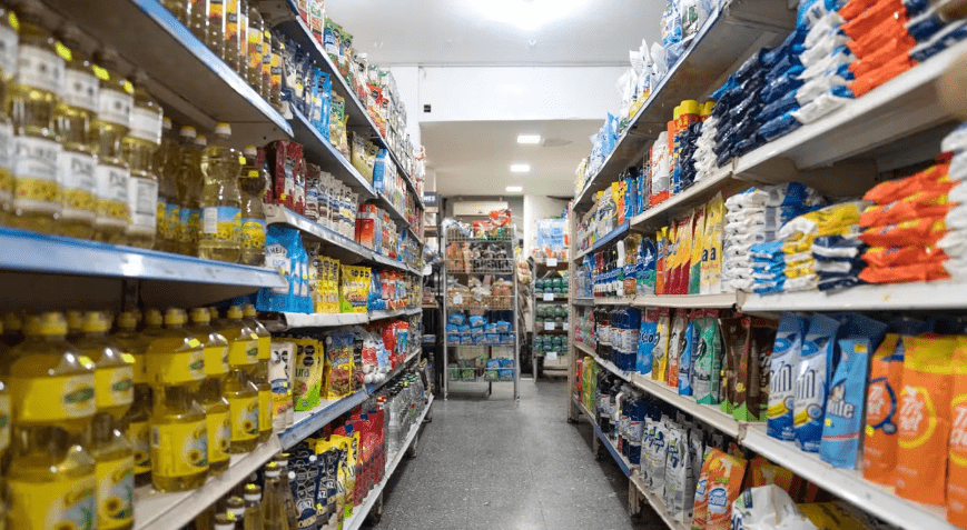 Llegaron los primeros productos importados a los supermercados: cuáles son y qué precio tienen