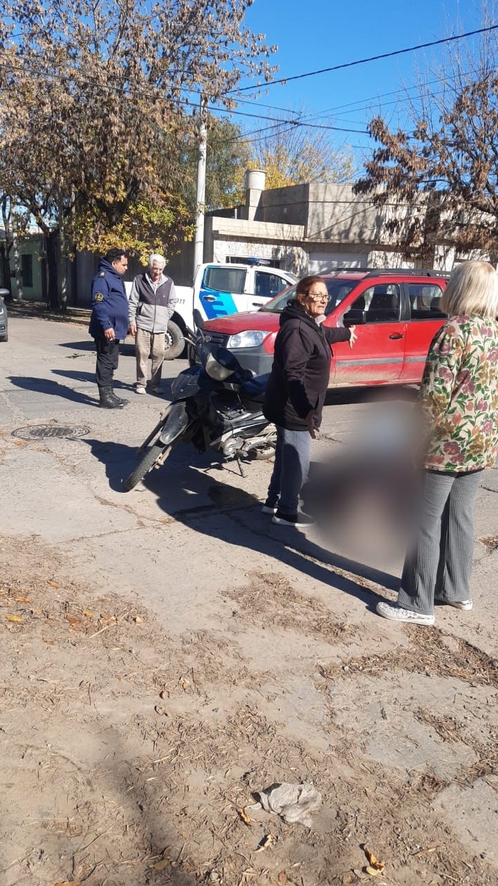 choque entre auto y moto