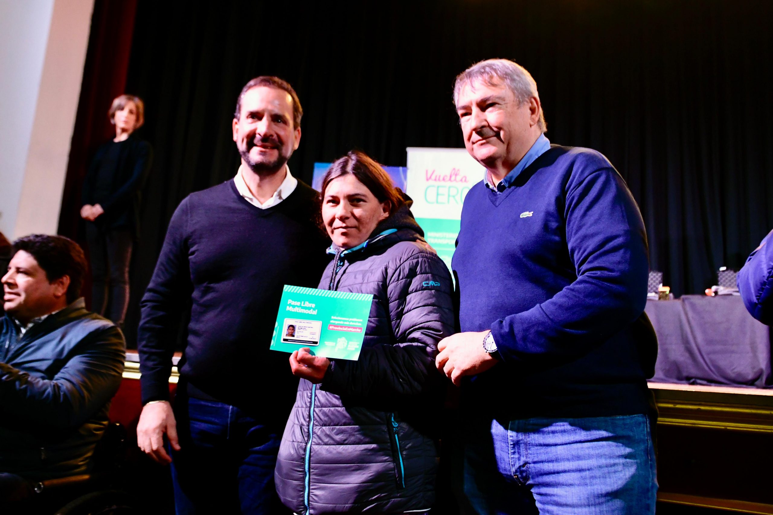 El Ministro D’Onofrio entregó 230 mil Pases Libres Multimodales