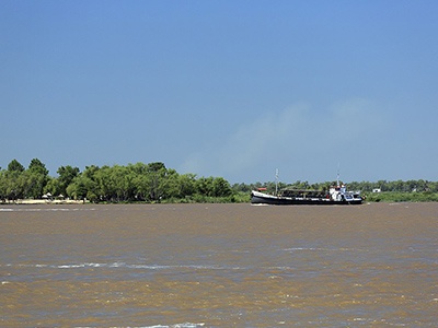 Cuidemos al  río Paraná.