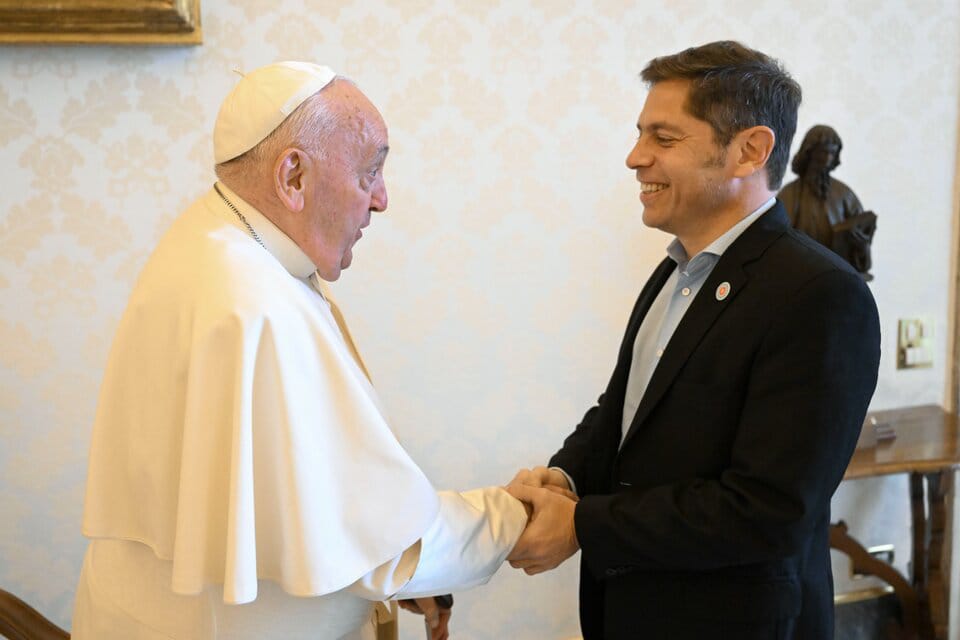 Axel kicillof fue recibido por el Papa Francisco