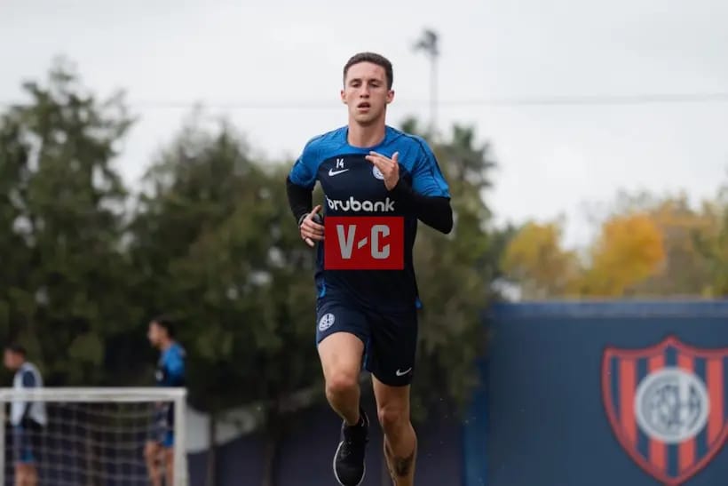 El juvenil Agustín Hausch puede volver a Primera.