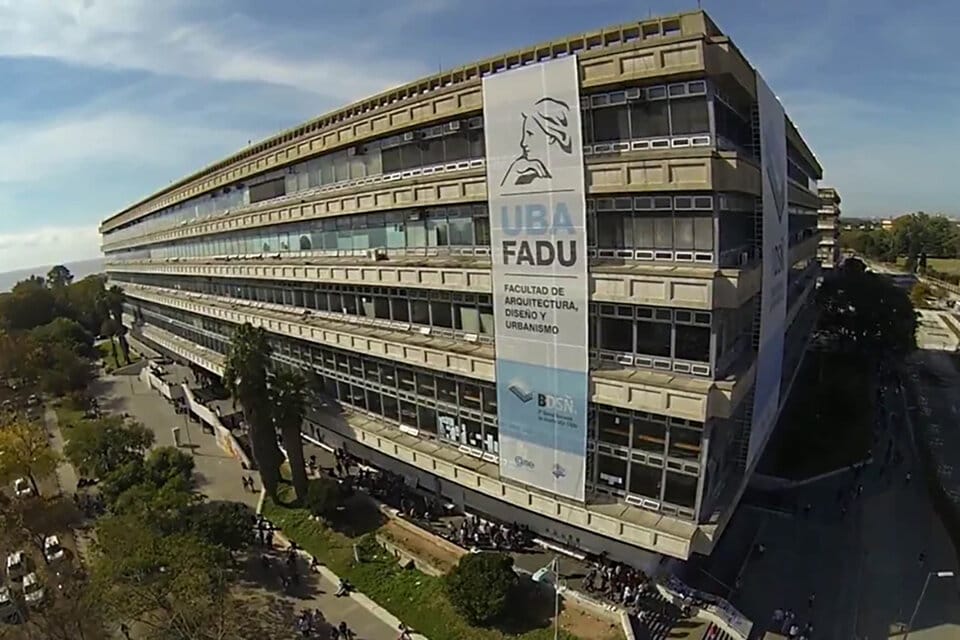 LA UBA, MEJOR UNIVERSIDAD DE LATIONAMERICA