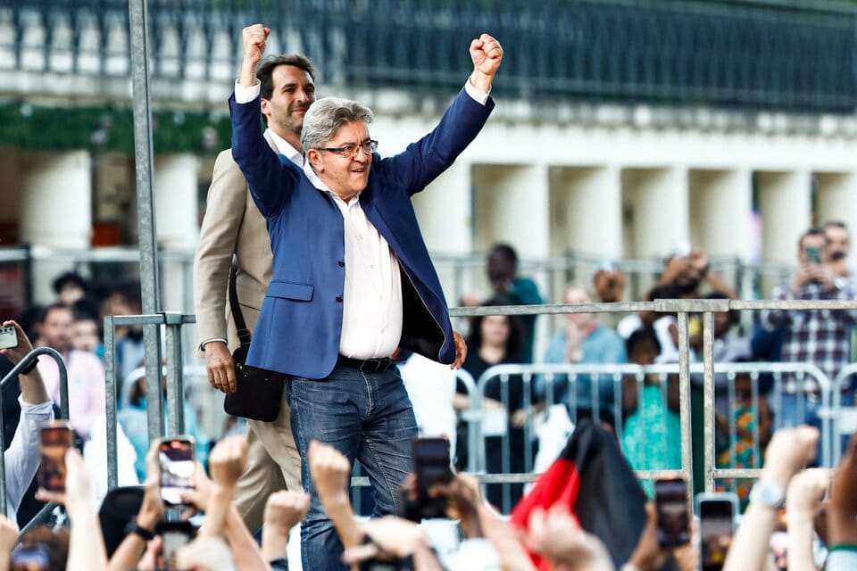 En Francia gano Jean-Luc Mélenchon del Frente Popular.