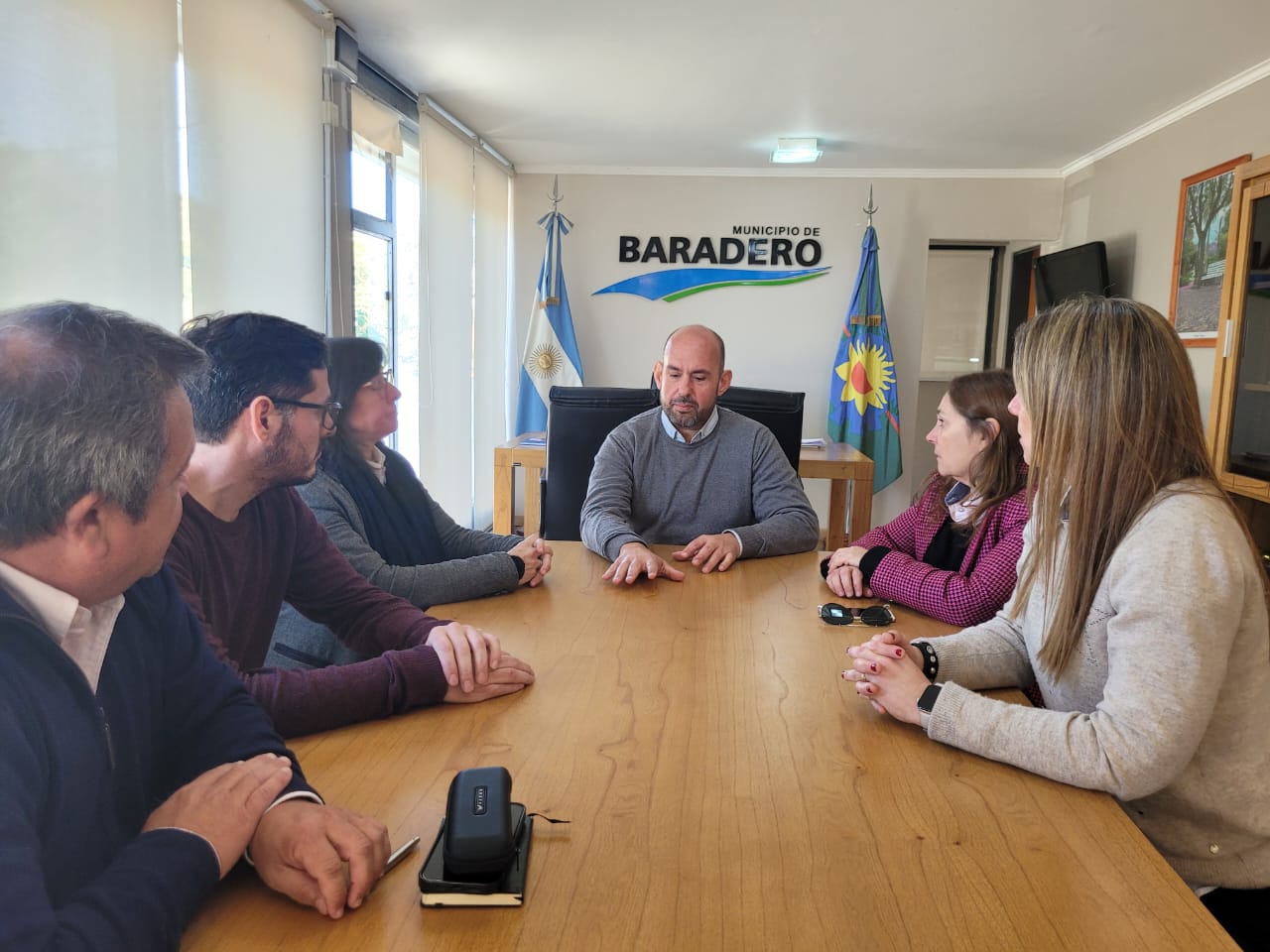 El intendente Esteban Sanzio recibió a la Fiscal General Sandra Bisetti y Marcantonio