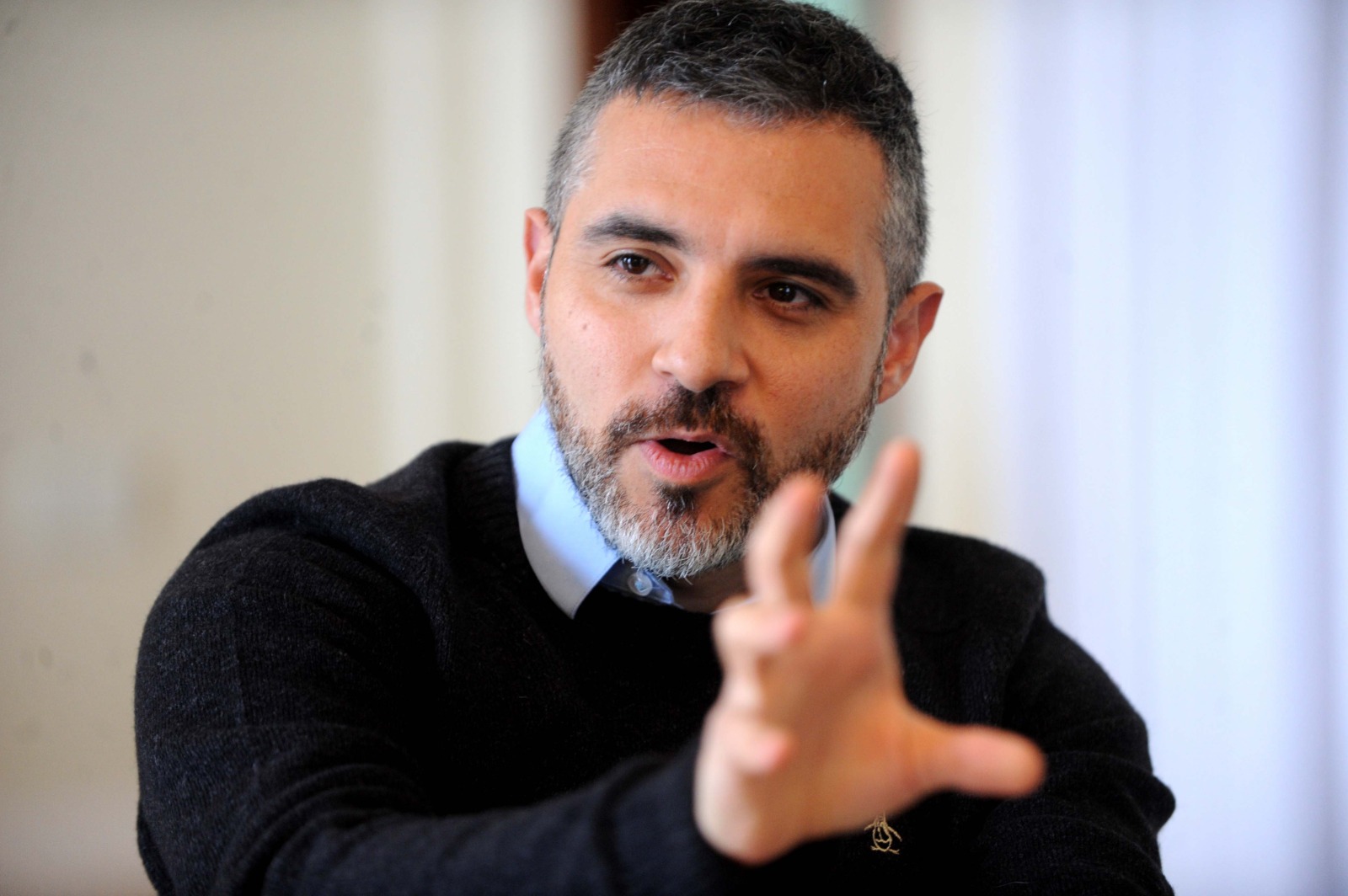 ARBA Girard criticó la falta de transparencia y pidió que YPF informe por la planta de GNL